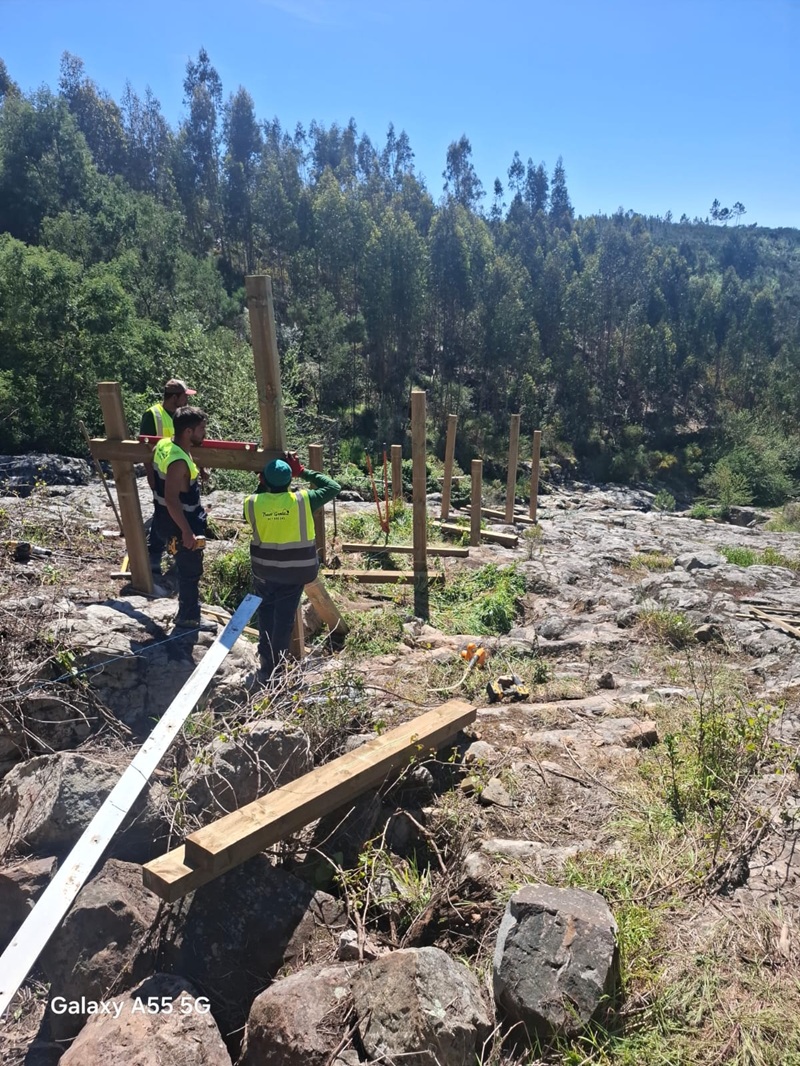 Construção dos passadiços dos Poios