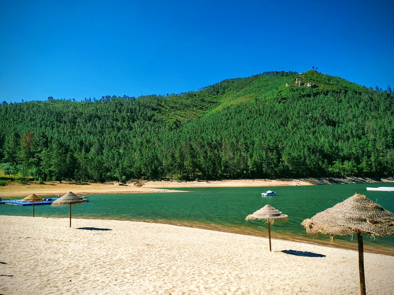 Praia Fluvial de Fernandaires