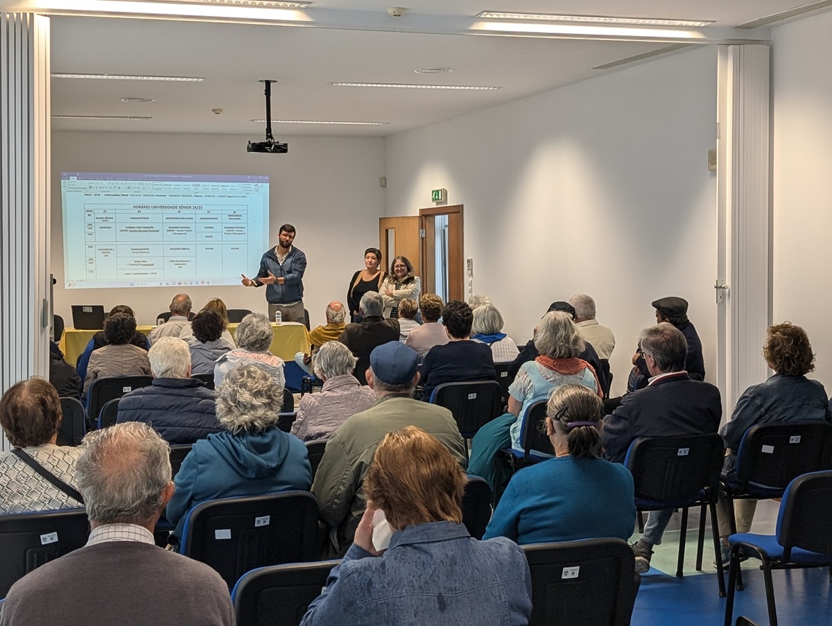 Início de aulas na Universidade Sénior