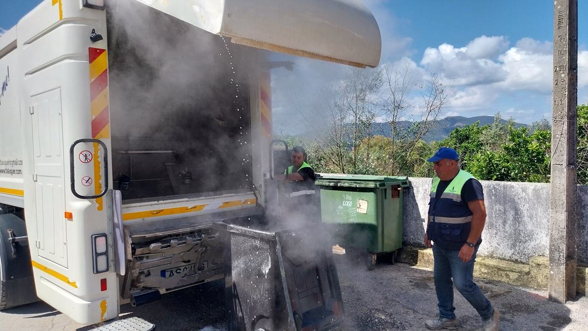 Lavagem de contentores