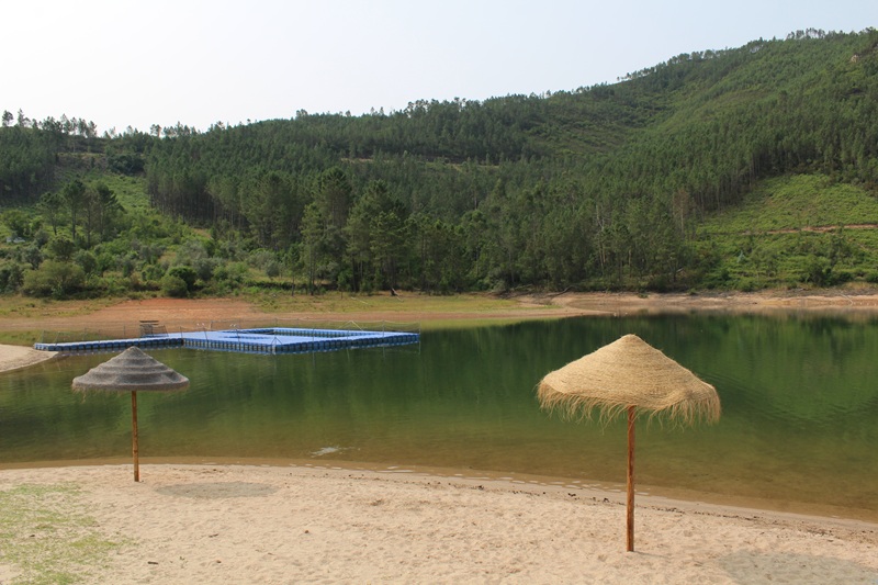 Praia Fluvial de Fernandaires