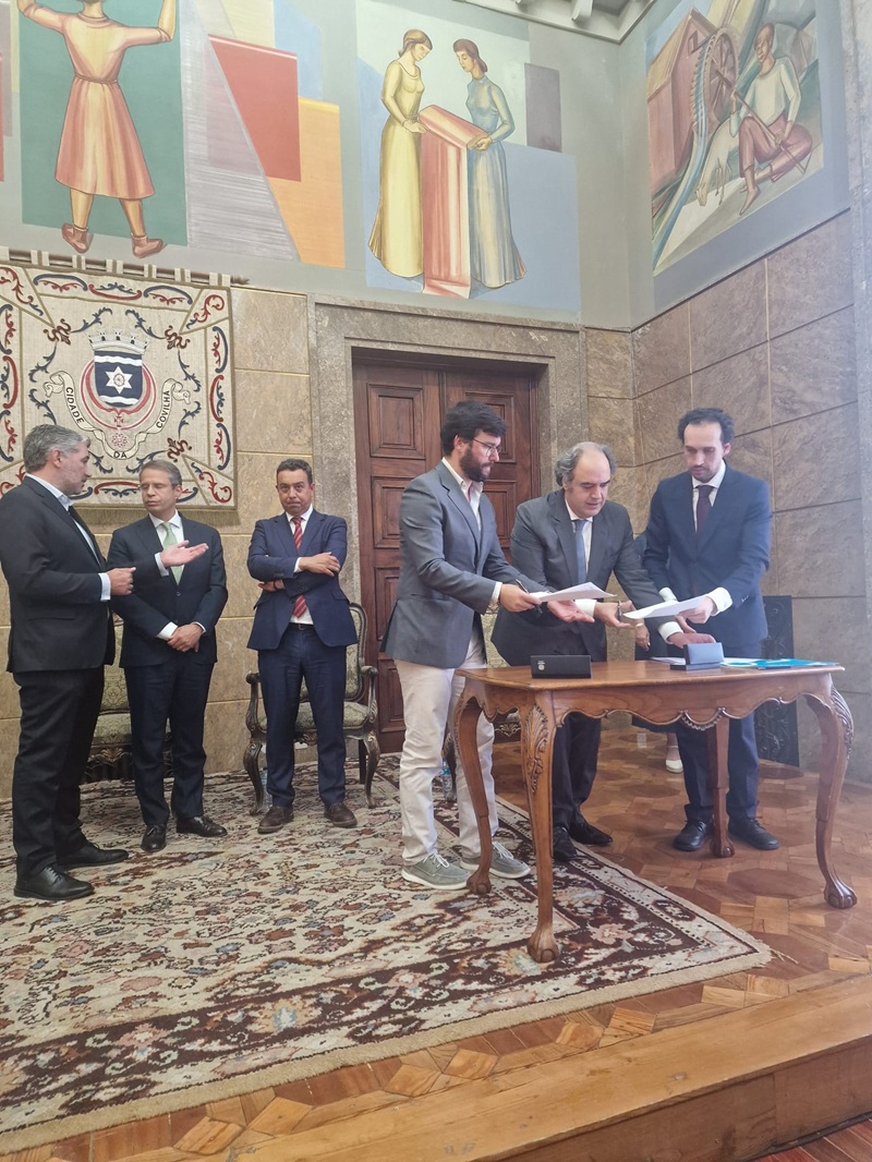 Município assina contrato-programa para construção de Heliporto Municipal